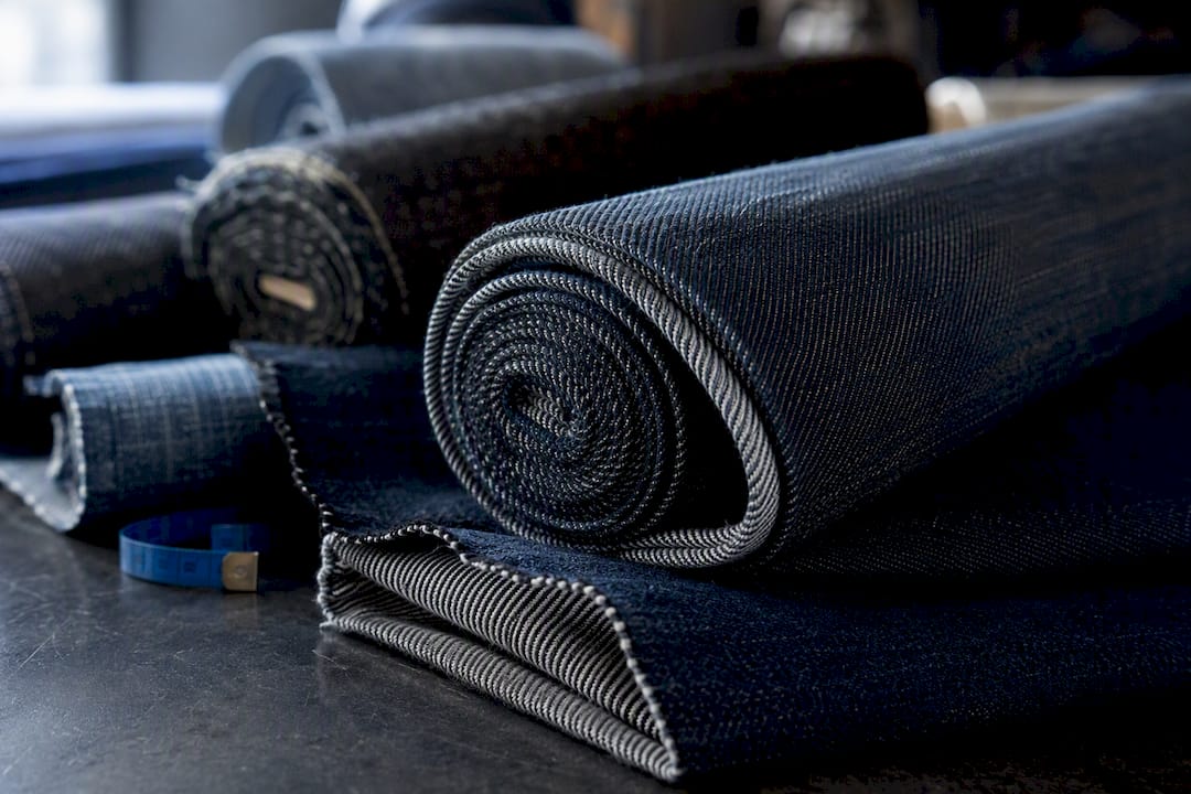 Denim fabric types: alle soorten denim stof en hun kenmerken - NYDJ