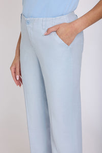 Marilyn Straight Pants In Stretch Linen | Blue Clover