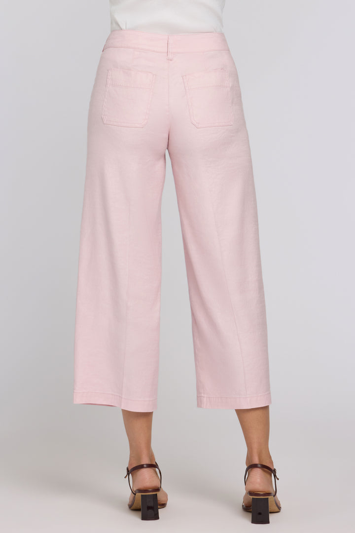 Wide Leg Cargo Capri Pants In Stretch Linen | Light Lilac