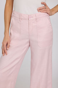 Wide Leg Cargo Capri Pants In Stretch Linen | Light Lilac