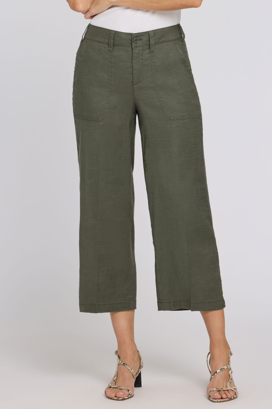 Wide Leg Cargo Capri Pants In Stretch Linen | Desert Green