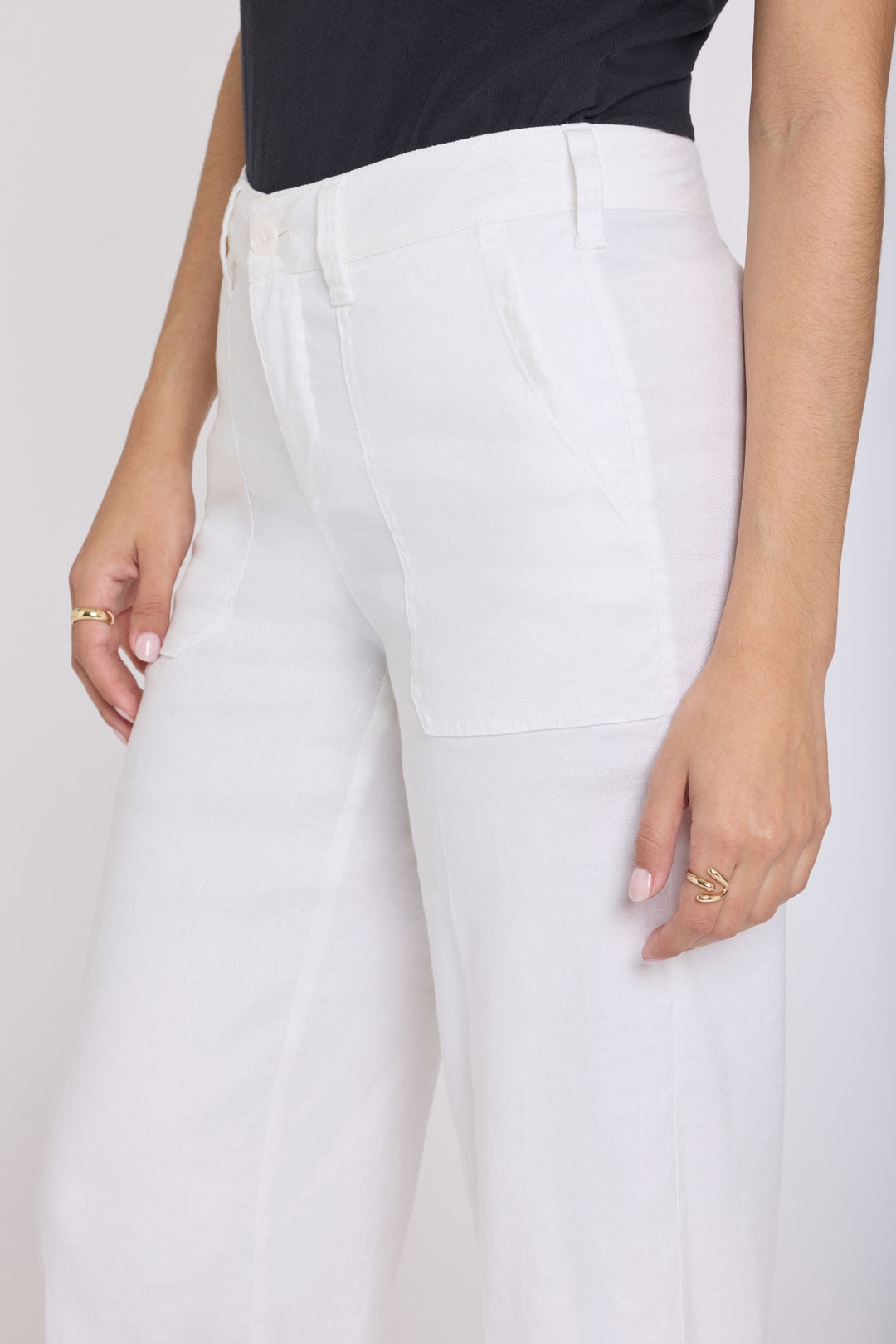 Wide Leg Cargo Capri Pants In Stretch Linen | Optic White