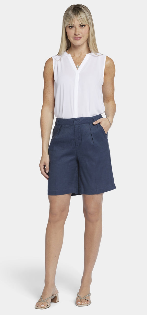 Relaxed Short Dark Blue Stretch Linen | Oxford Navy | Shorts | NYDJ