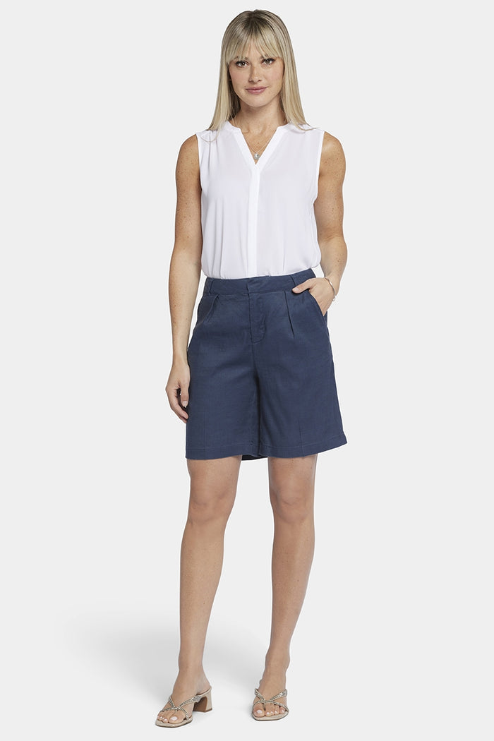 Relaxed Short Dark Blue Stretch Linen | Oxford Navy | Shorts | NYDJ