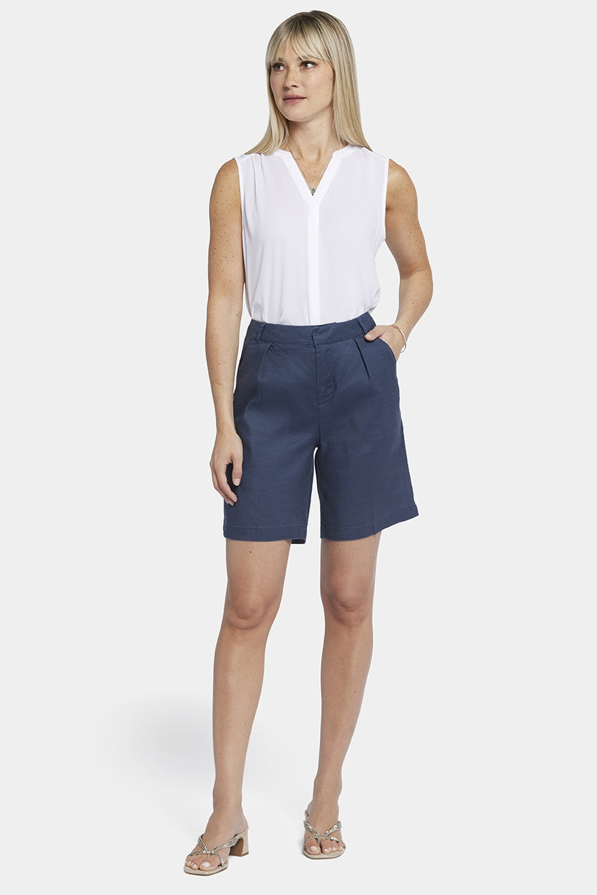 Relaxed Short Dark Blue Stretch Linen | Oxford Navy | Shorts | NYDJ