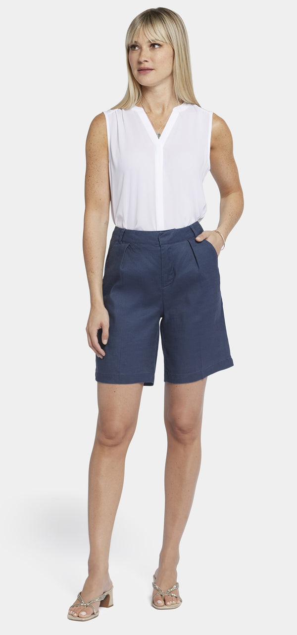 Relaxed Short Dark Blue Stretch Linen | Oxford Navy | Shorts | NYDJ