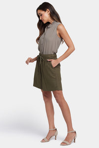 Breezy Bermuda Shorts In Stretch Linen | Bay Leaf | Shorts | NYDJ