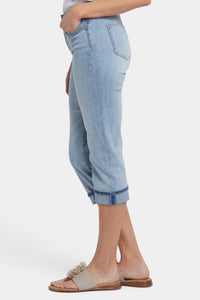 Marilyn Straight Crop Jeans In Cool Embrace® Denim | Santiago sea | Pants | NYDJ