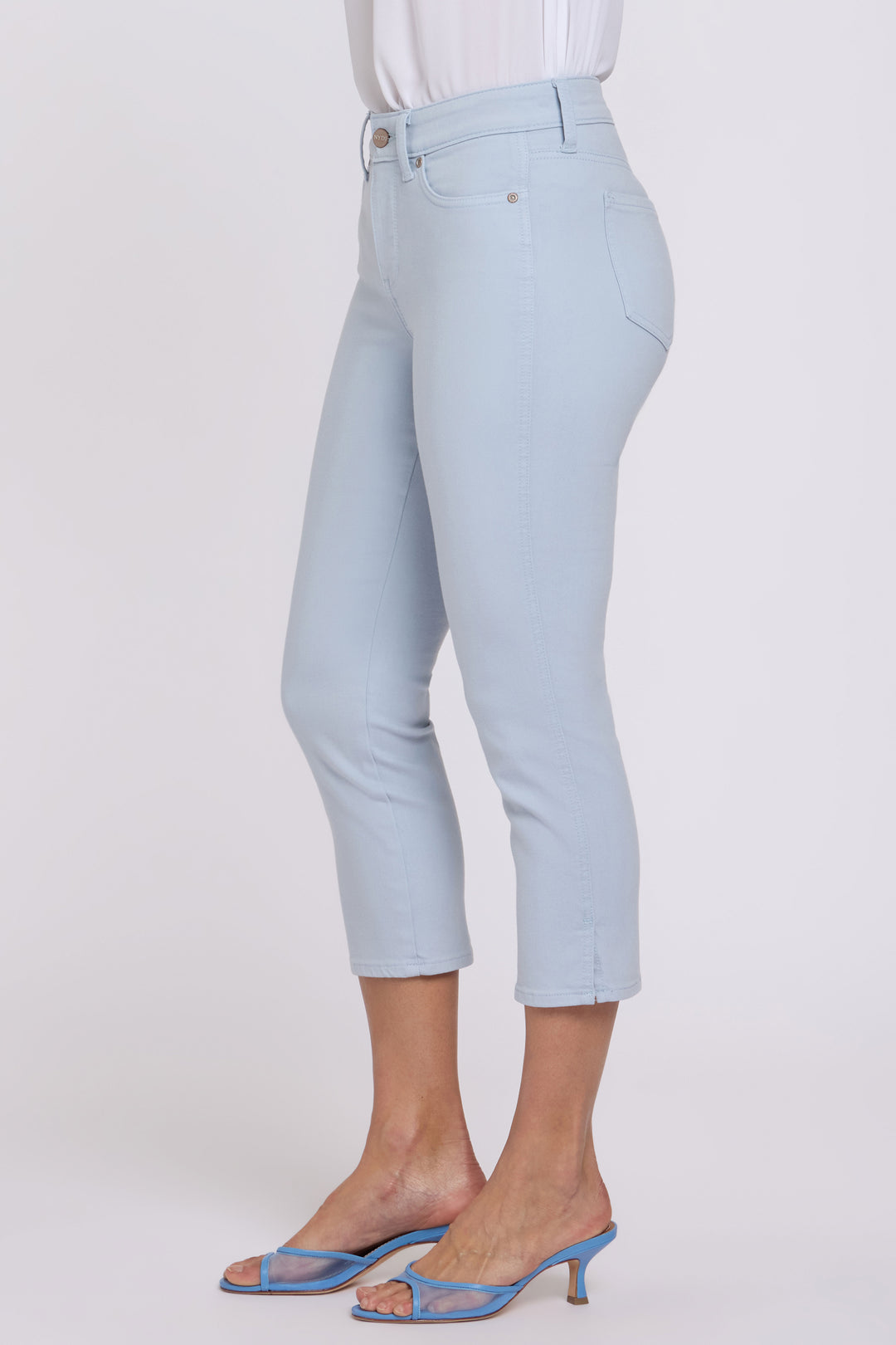 Chloe Capri Jeans In Cool Embrace® Denim | Blue Clover