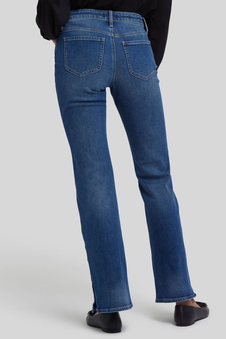 Ava Flared Jeans | Lake Notre-Dame | Denim | NYDJ