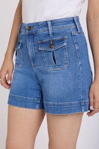 Berkyn Relaxed Denim Shorts With High Rise | Blue Paradise