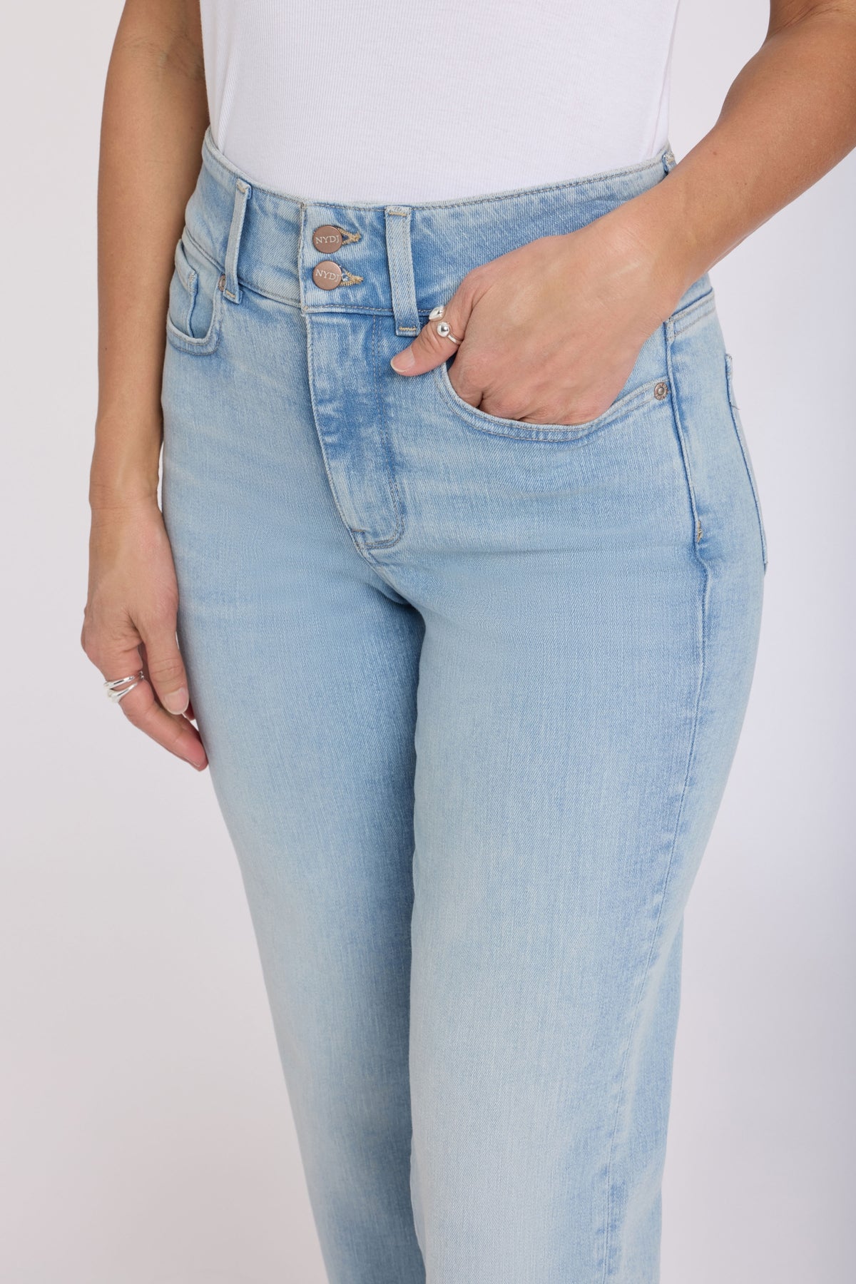 Bailey Relaxed Straight Crop Jeans In Re-New Denim With High Rise | Breezy Palms | Denim | NYDJ