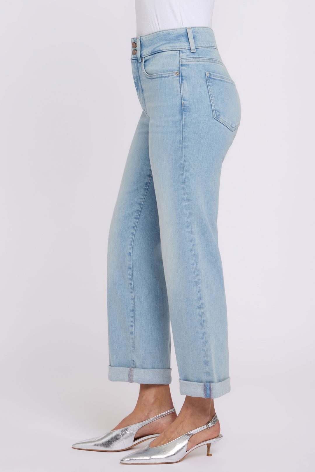 Bailey Relaxed Straight Crop Jeans In Re-New Denim With High Rise | Keys View | Denim | NYDJ