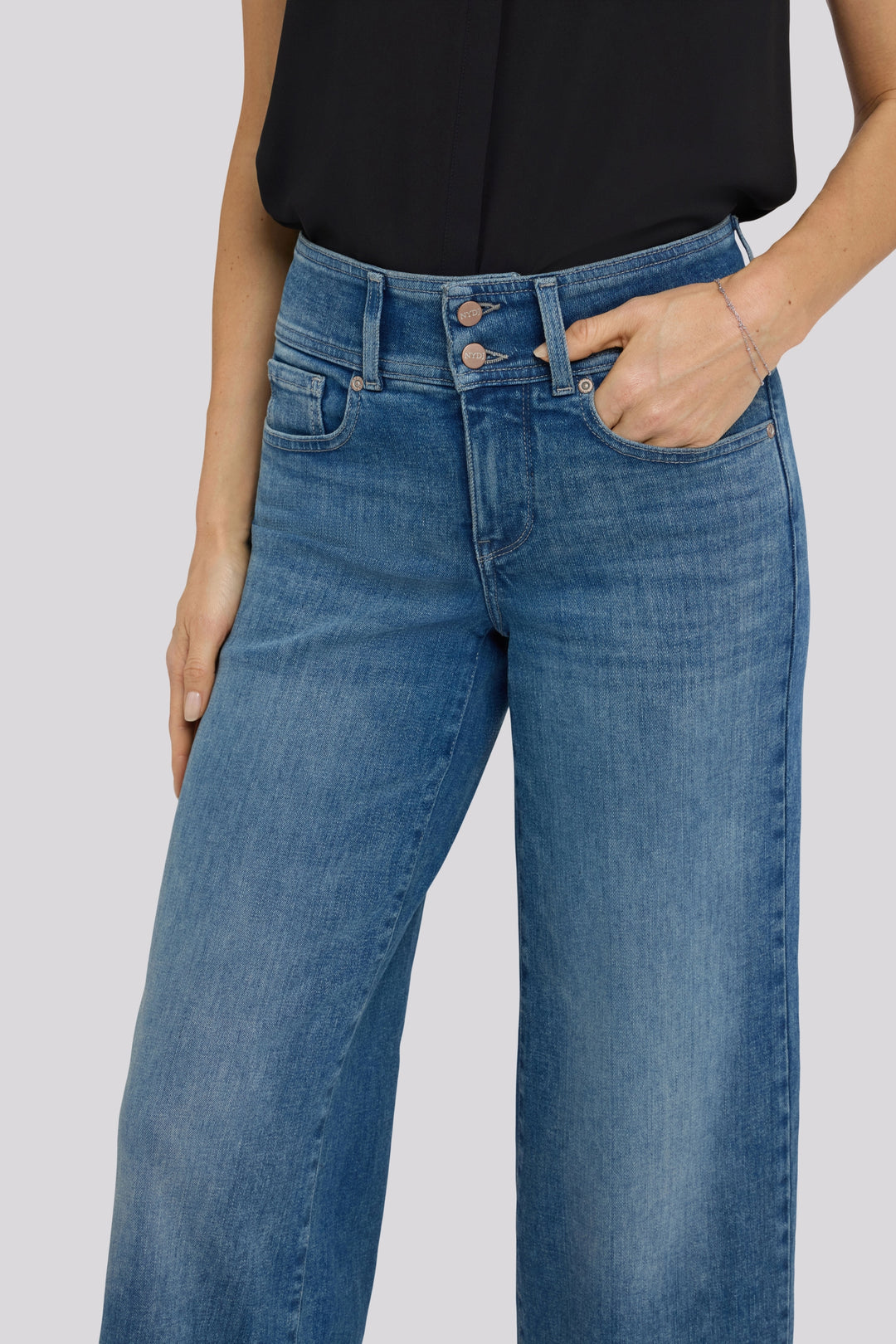 Teresa Wide Leg Jeans In Re-New Denim | Breezy Palms | Denim | NYDJ