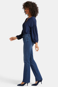 Marilyn Straight Jeans Medium Blue Waist-Match™ Denim | Moonlight | Pants | NYDJ