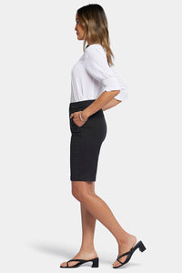 Bermuda Shorts In Stretch Twill | Black | Shorts | NYDJ