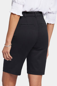 Bermuda Shorts In Stretch Twill | Black | Shorts | NYDJ