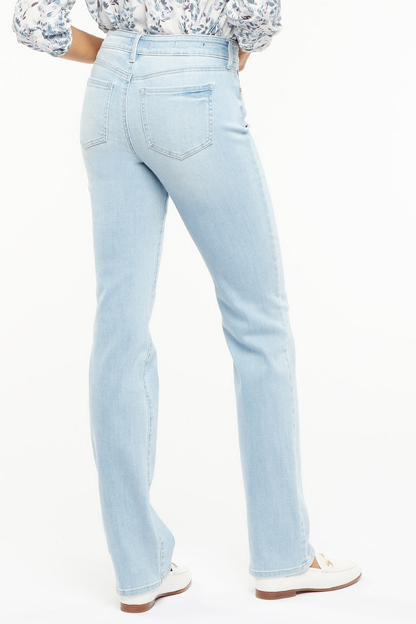 Marilyn Straight Jeans Light Blue Premium Denim (Petite) | Northstar | Denim | NYDJ