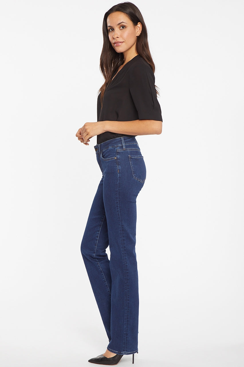 Marilyn Straight Jeans Medium Blue Premium Denim (Petite) | Quinn | Denim | NYDJ