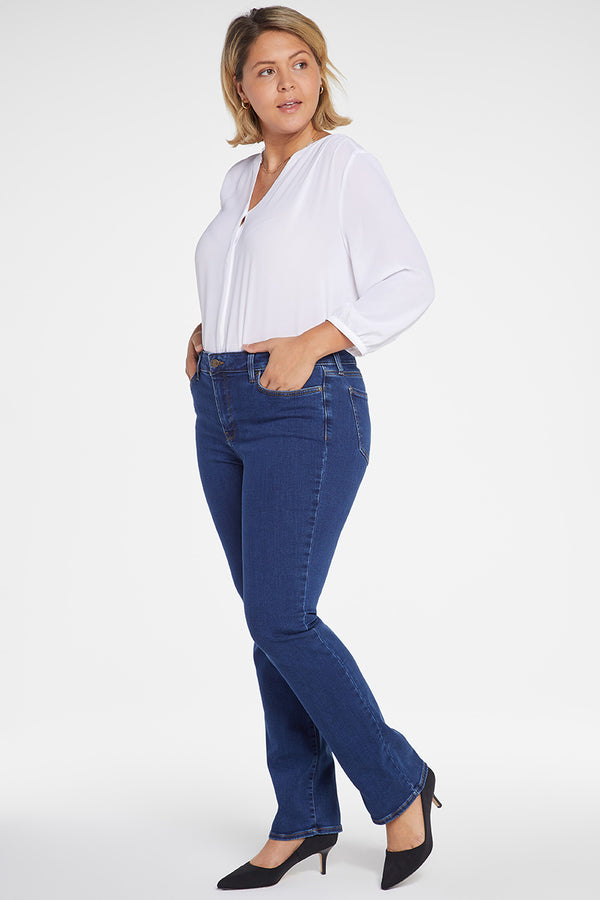 Marilyn Straight Jeans Medium Blue Premium Denim (Plus) | Quinn | Denim | NYDJ