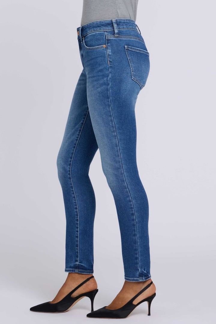 Ami Skinny Jeans | Anthurium - NYDJ