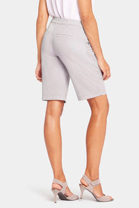 Bermuda Short Grey Stretch Twill | Pearl Grey | Shorts | NYDJ
