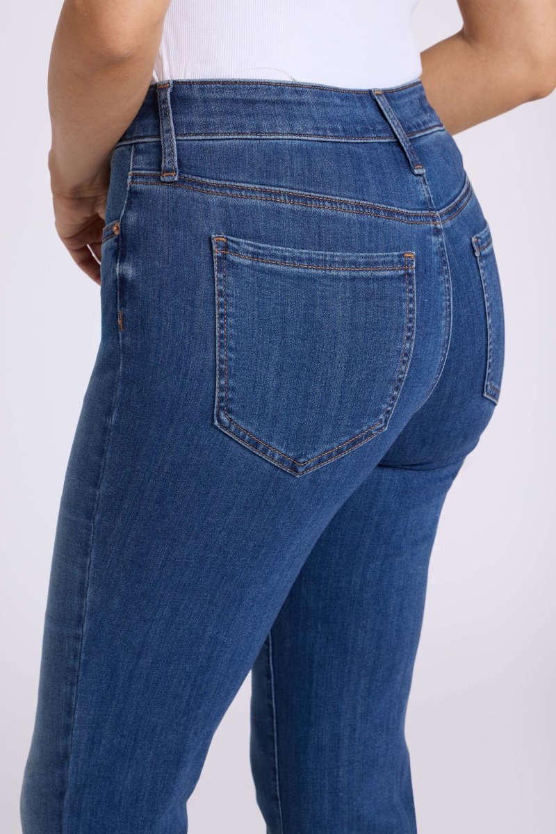 Marilyn Straight Jeans In Sure Stretch® Denim | Elm - NYDJ