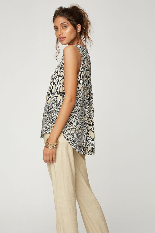 Sleeveless Pintuck Blouse Animal print | Abstract Jaguar | Top | NYDJ