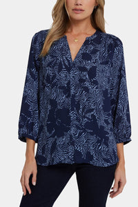 Pintuck Blouse | Manuela Reina | Blouse | NYDJ