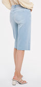 Kristie '80s Bermuda Shorts Light Blue Premium Denim | Hollander | Shorts | NYDJ